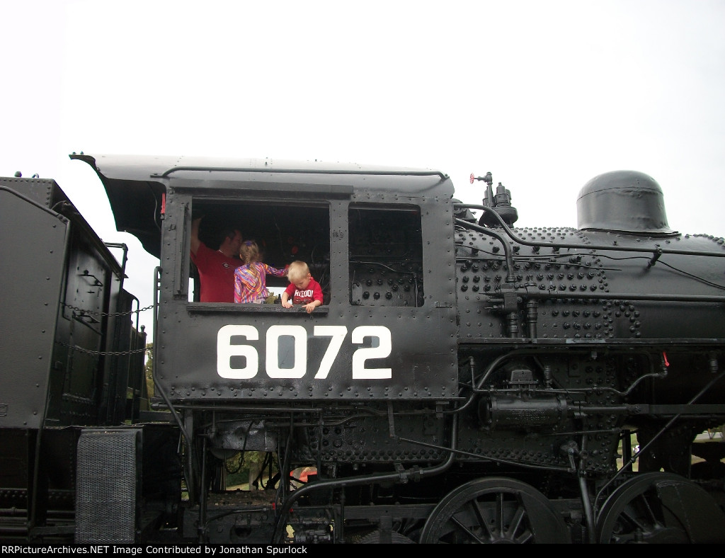 UP 6072, close up of engineer's side of cab